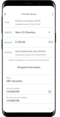 使用華美銀行手機銀行APP發起電匯至商業帳戶。