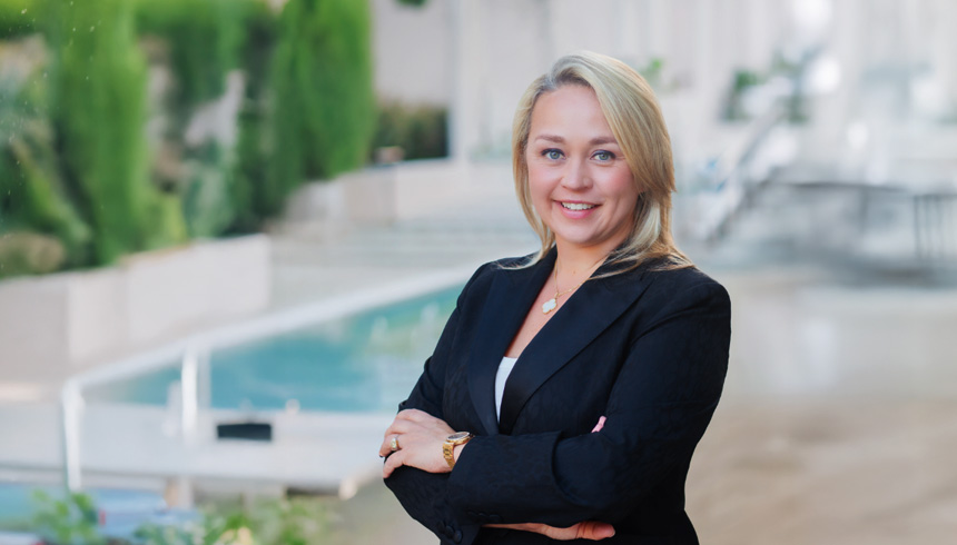 Deborah Leerhsen at East West Bank headquarters. Photo by East West Bank.