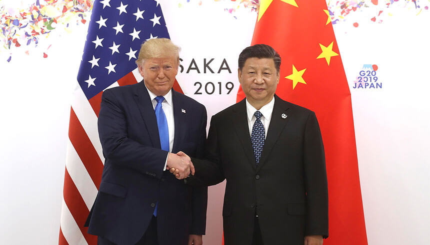 美國總統特朗普與中國國家主席習近平在日本舉行的二十國集團峰會上握手