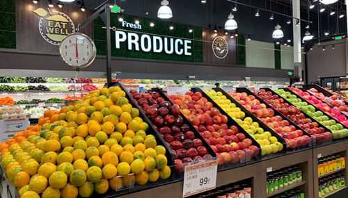 99大華超市的農副產品區